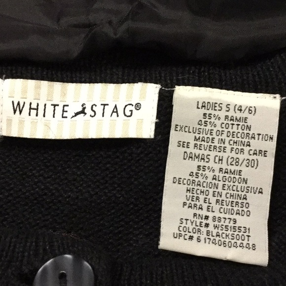 Cute White Stag Christmas sweater. - Picture 7 of 8